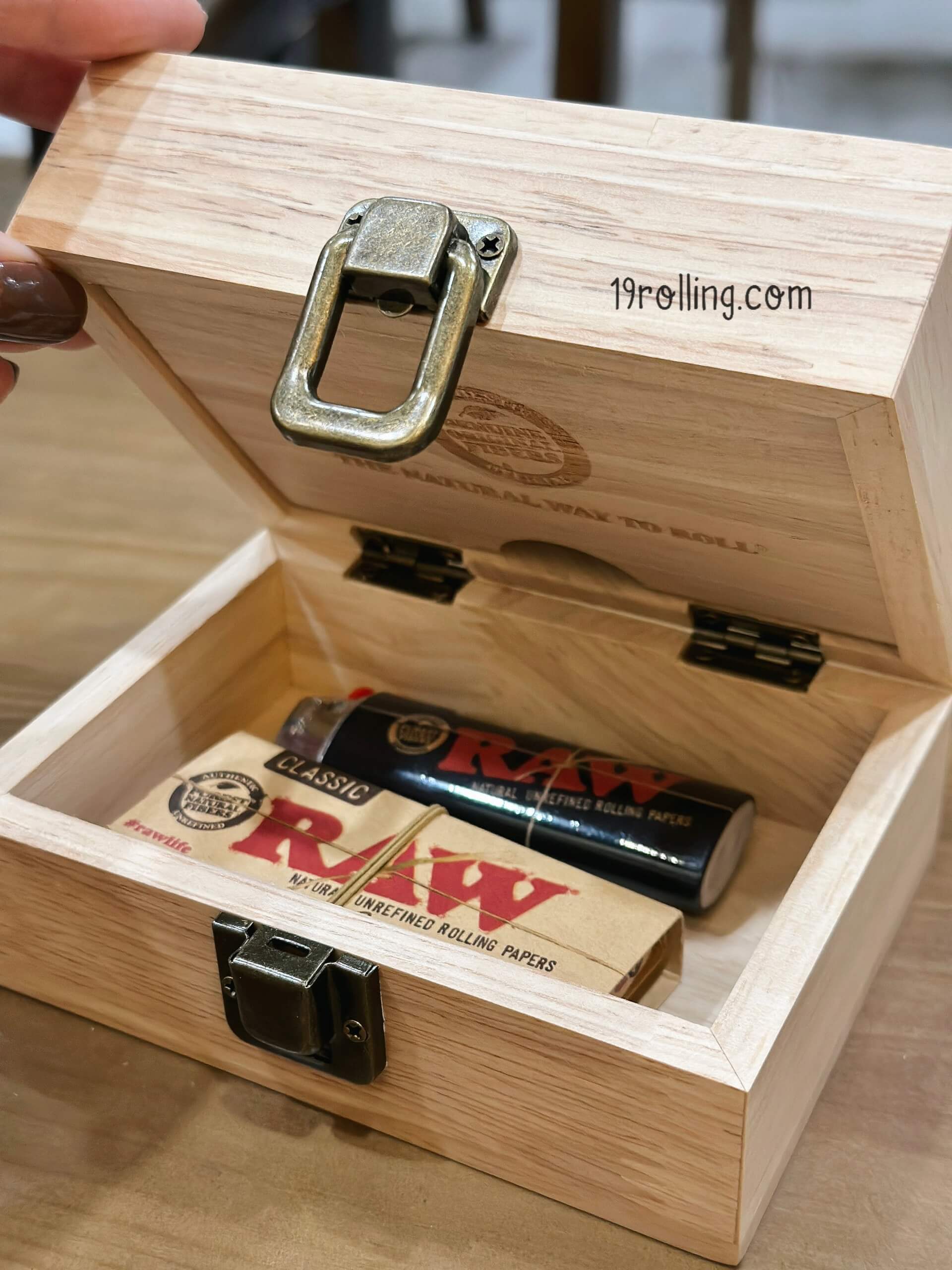RAW-WOODEN-BOX