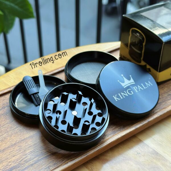 62MM-KingPalm-Grinder-4-Pieces-Black