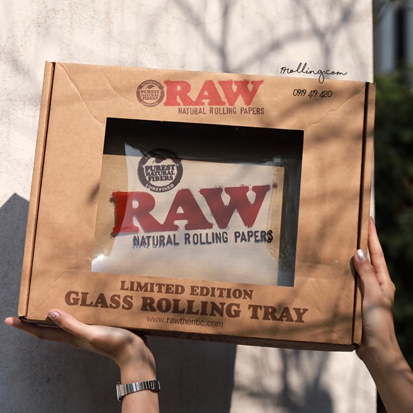 Khay-RAW-Glass-Rolling-Tray-Limited-Edition