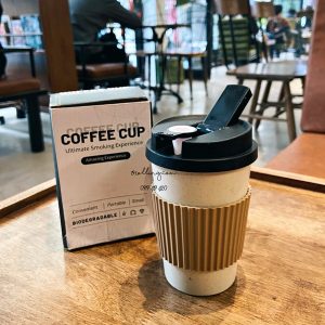 Boong-Nhựa-Coffee-Cup