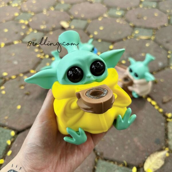 tau-loc-nuoc-baby-yoda