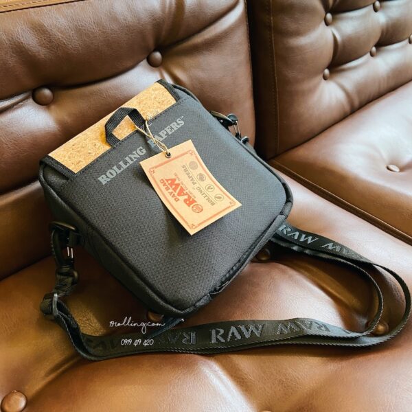 RAW-X-Rolling-Papers-Day-Bag
