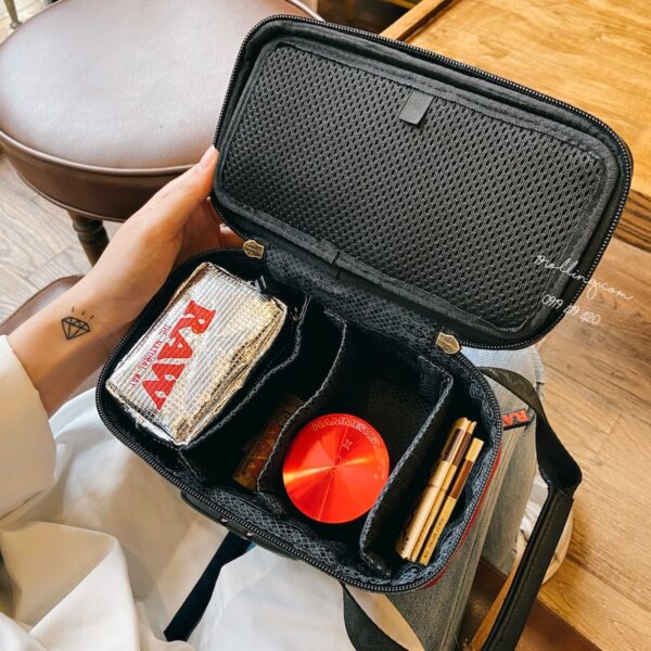 RAW-Dank-Locker-CarryRAWL-Odor-BAG