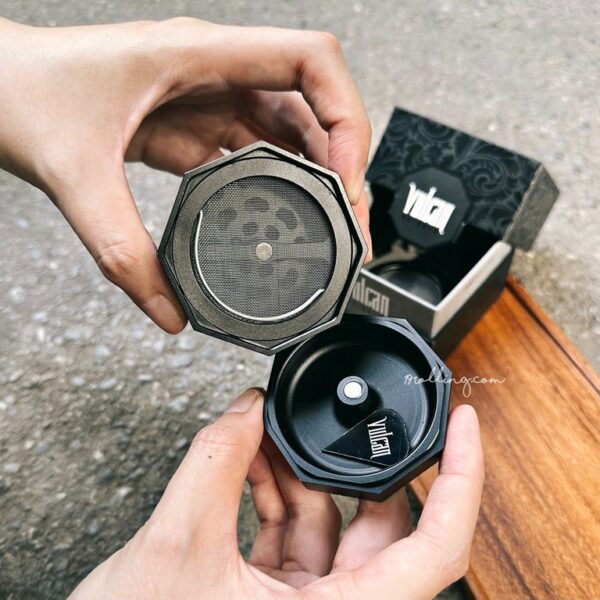 63MM-Vulcan-Fully-Magnetic-Grinder-4-Piece