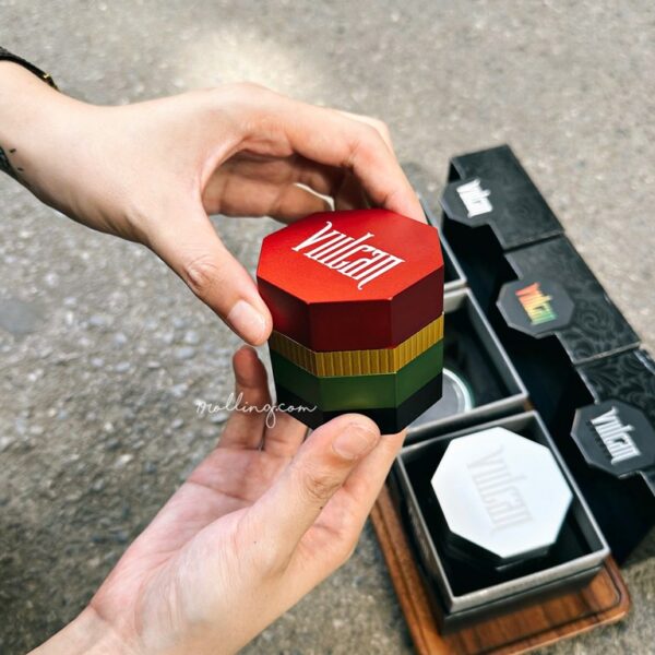 63MM-Vulcan-Fully-Magnetic-Grinder-4-Piece